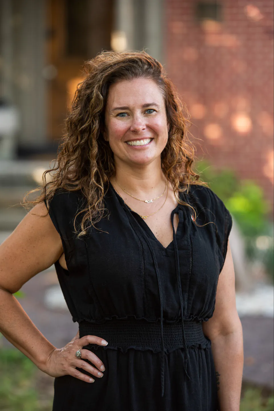 Cara Osborne Headshot